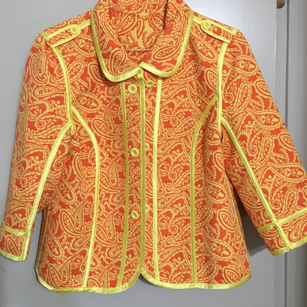 Ladies jacket.